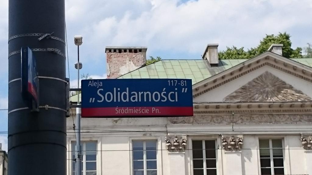 Studio Solidarności Varsavia Esterno foto